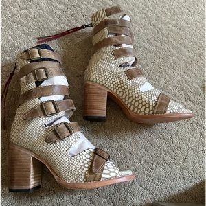 Freebird White Snake Bond 10